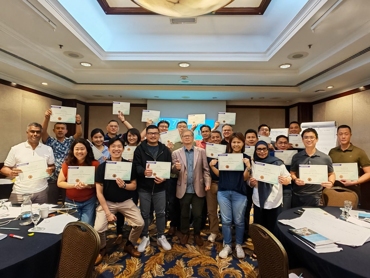 OCKGroup's tweet image. The best investment we can make is in our people 🙌🏼

2-day Leadership Program covering 7 Habits of Highly Effective Person 

#OCKGroup #7habits #LeadershipProgram