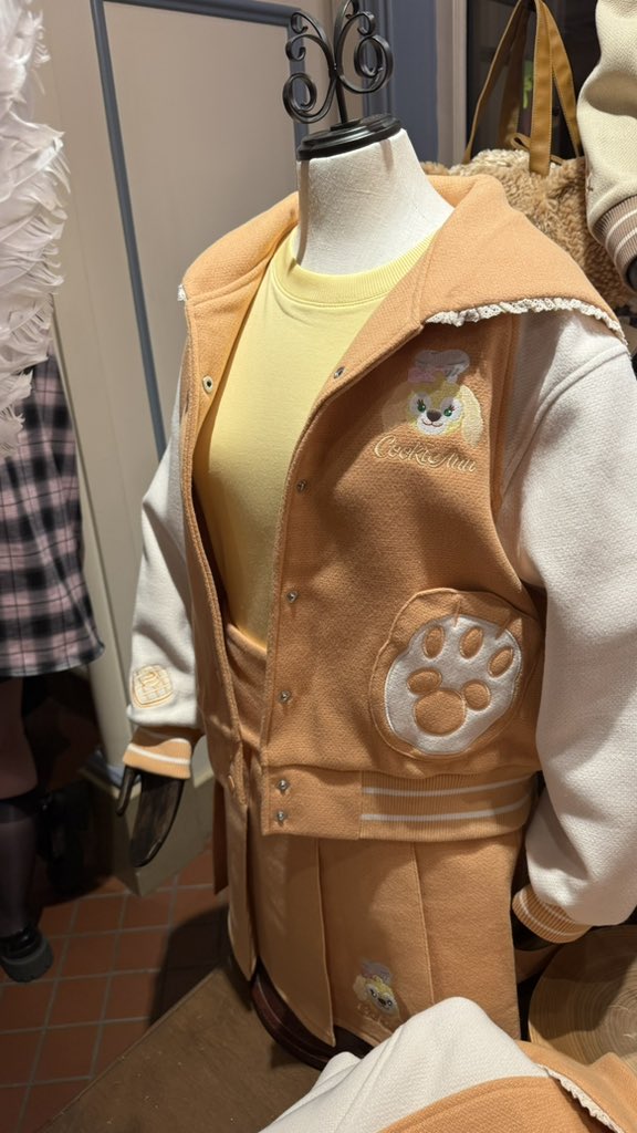 新作のコレ！！
かわいすぎる〜🥹ダッフィー欲しいな🫶

上海ディズニー