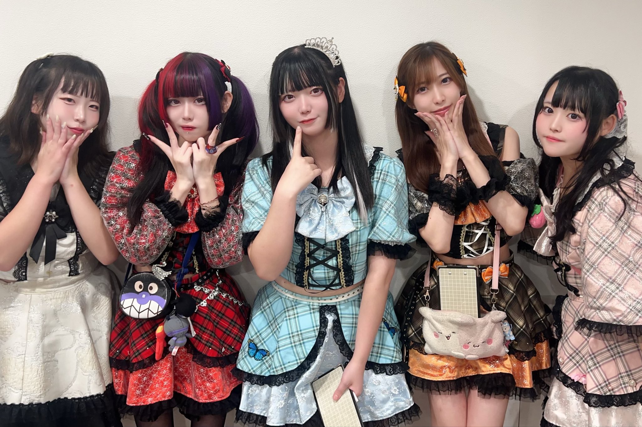 リピ⭐︎りんご姫ページ リピ♡りんご姫ページ 実付き 】 姫りんご 長寿紅 18cm鉢植え | 苗の