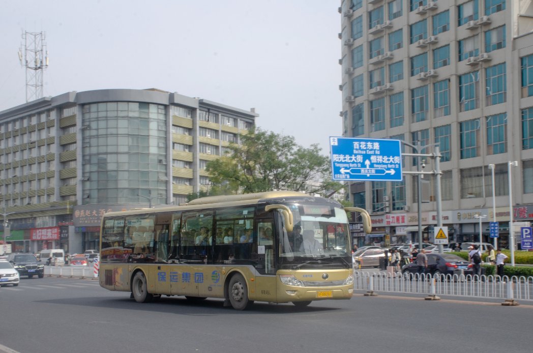 HBBDjjjt's tweet image. Baoding No.681 Long-distance Route New Buses and Route No.981 Fifth Company Old Bus.
#Hebei #Baoding #Bus #Photo