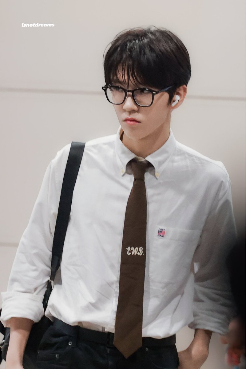 arsipkacang's tweet photo. welcome back #soomdaeng 💚🩷 https://t.co/foEg2fN2yQ