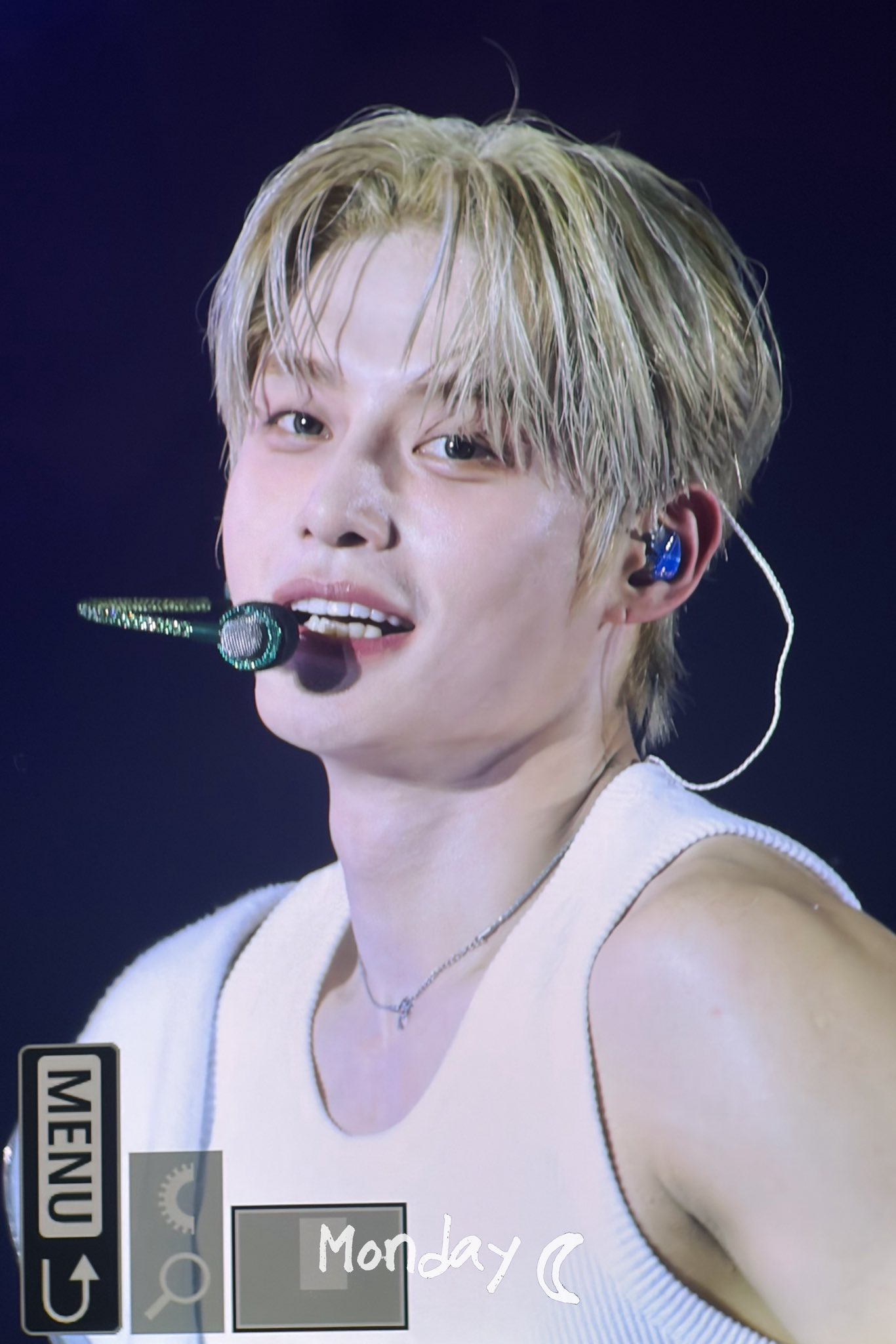 キム 𝐌𝐨𝐧𝐝𝐚𝐲 on X: 