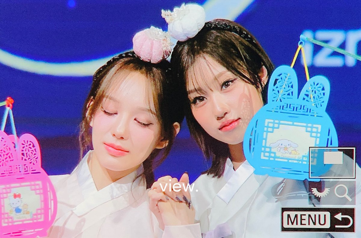 251004 콘치즈도 즐추보내세요 (༶ૢ˃̵̑◡˂̵̑༶ૢ)

#유사랑 #RYUSARANG
#이즈나 #IZNA