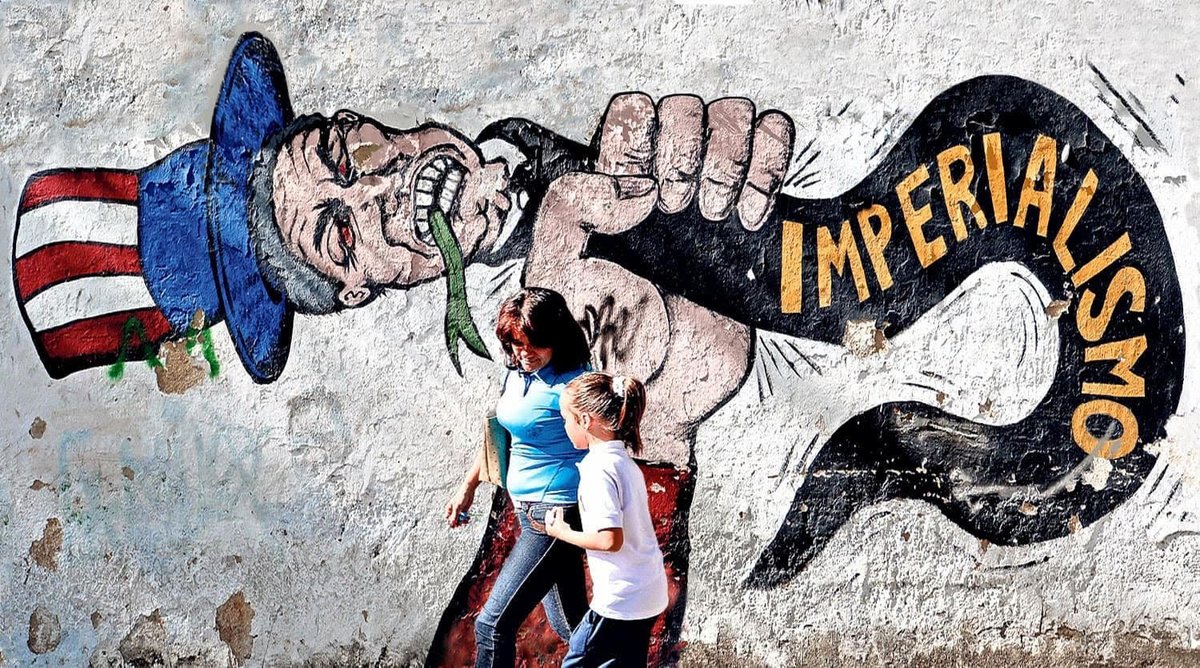 _TribunaPopular's tweet image. EDITORIAL |Soberanía sí, derechos para el pueblo también

Así como Trump disfraza sus maniobras militares con la narrativa falaz de la «lucha contra el narcotráfico», Maduro se presenta como supuesto «defensor de la soberanía»

👀Léelo aquí: prensapcv.wordpress.com/2025/10/04/edi…