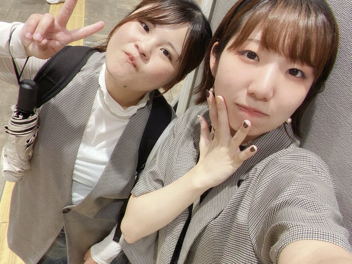 おかゆさんりょーさん久しぶりに会えた〜！おかゆさんとシミラールックで笑っちゃった

いつか北海道にも遊びに行きたいです🫶