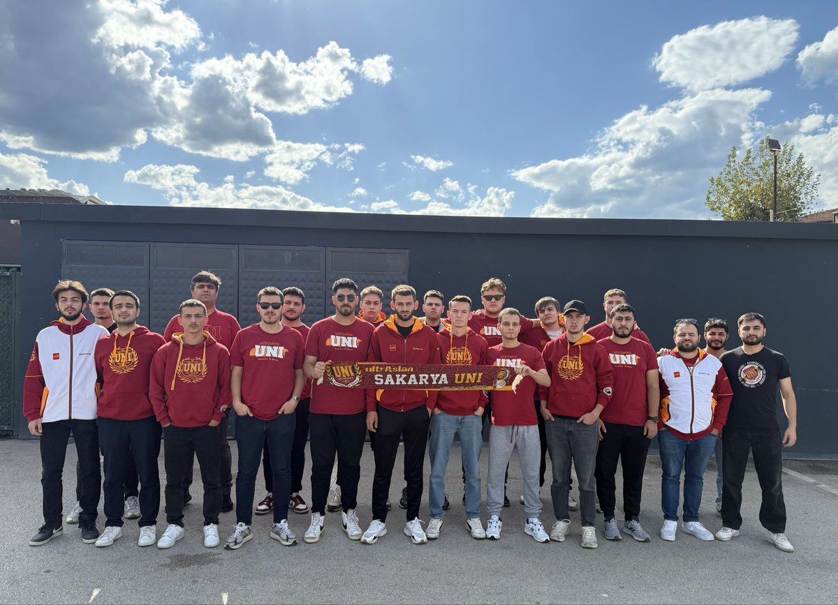 UÇAN KUŞLAR, MARTILAR!

#ultrAslanUNI