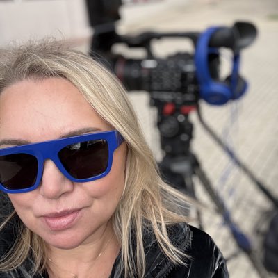 Ania tweet media