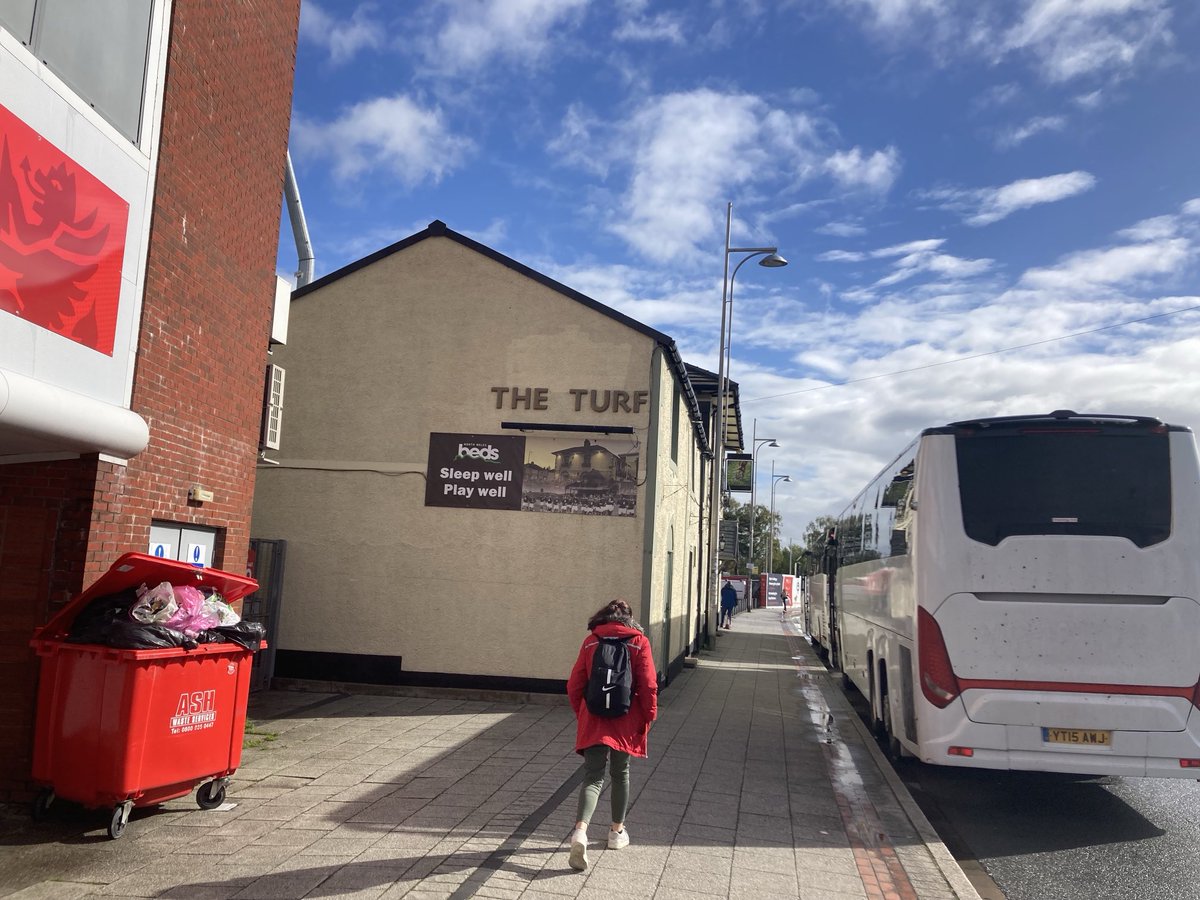 Pit stop, Few beers then on to watch the martyrs