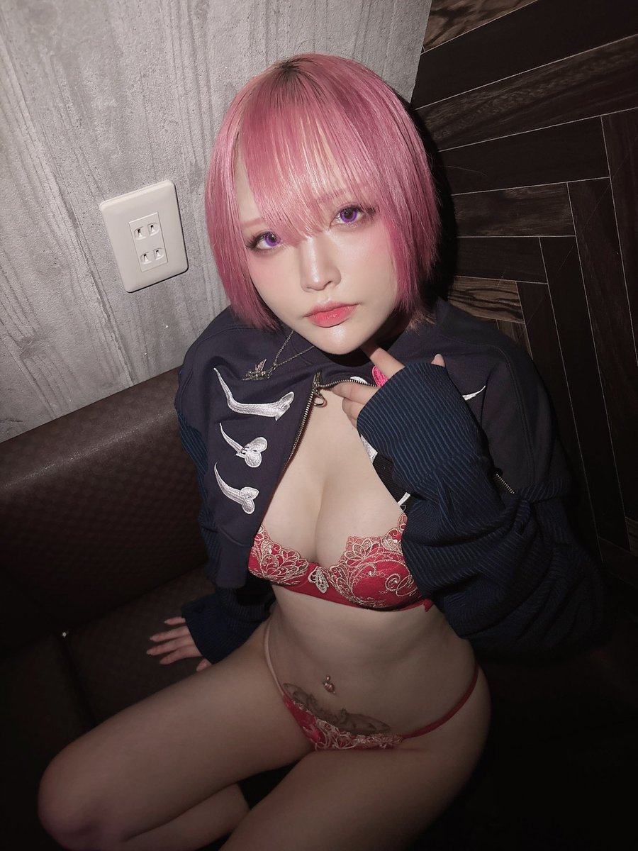 うさぎヶ丘秘密🐇🗝さんのエロ画像、2025年10月04日21時36分18秒に投稿