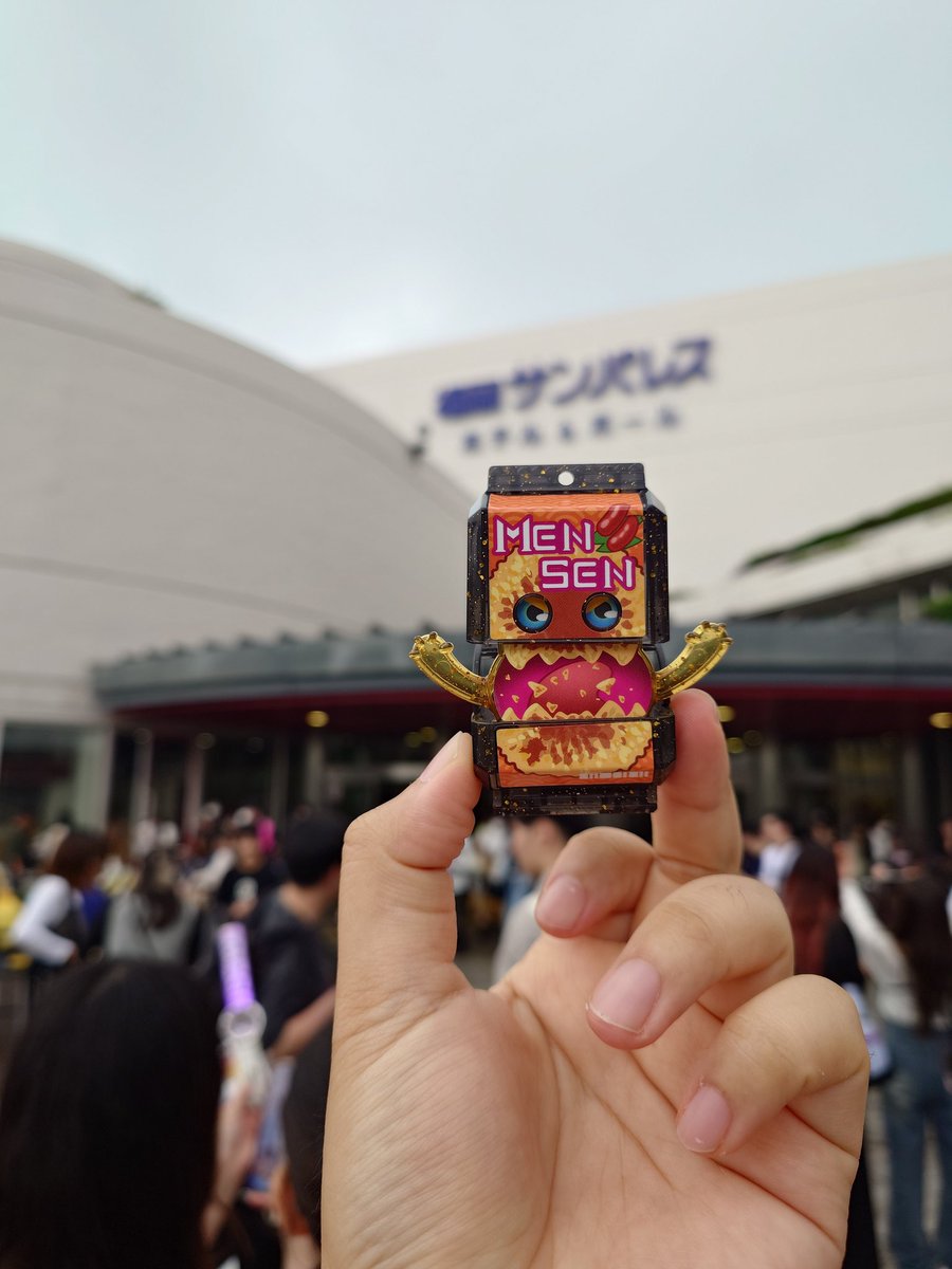 EbIkoou's tweet photo. ガヴFS in福岡！
とても最高な1日だった！
ガヴに出会えて良かったと改めて思った…
ありがとう！
グッズも買えました
#仮面ライダーガヴ
#ガヴFS https://t.co/4UBSMXKvwN