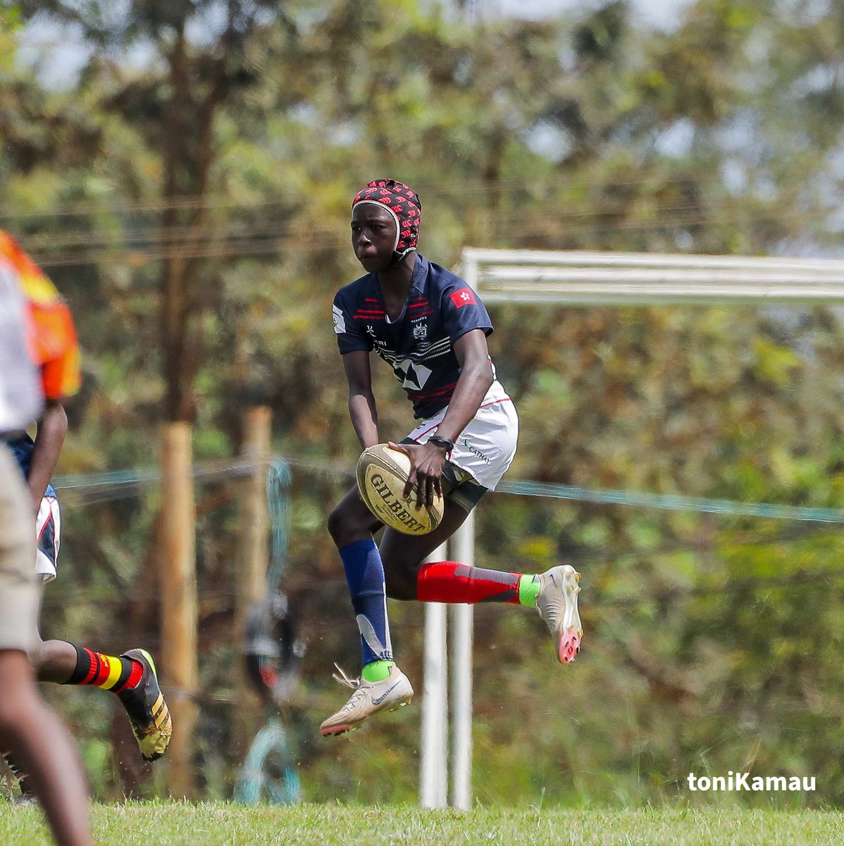 Kamau The Shoe Painter tweet media