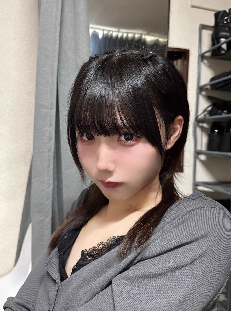 にゃる (@93syusyoku) / X