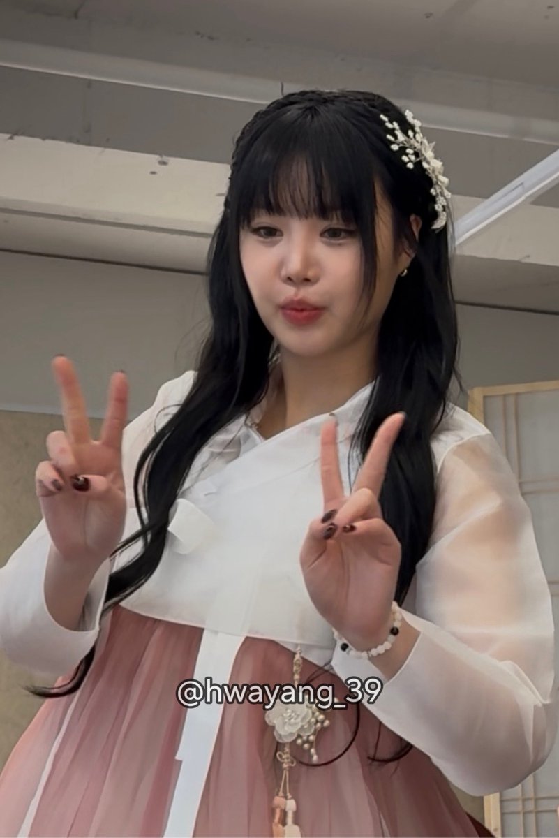 251004 애플뮤직 대면

폰카 미친 거 같아요…///…

#수진 #SOOJIN