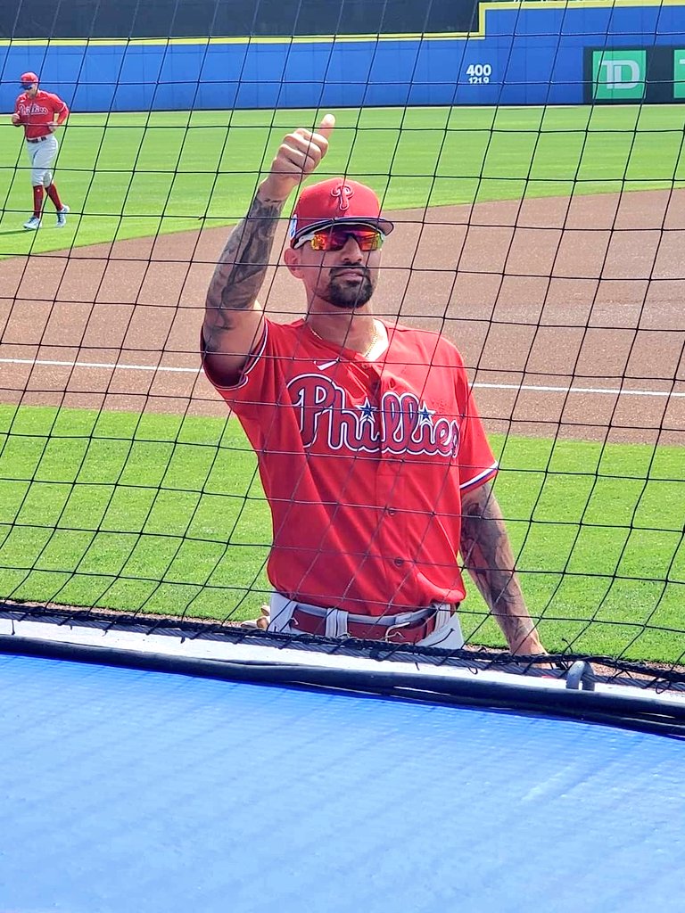 BrittSoMuch's tweet photo. ***ohm -GO PHILS good vibes post- ohm*** #RingTheBell #BeTheBat #NLDS https://t.co/QIKSMj9soD