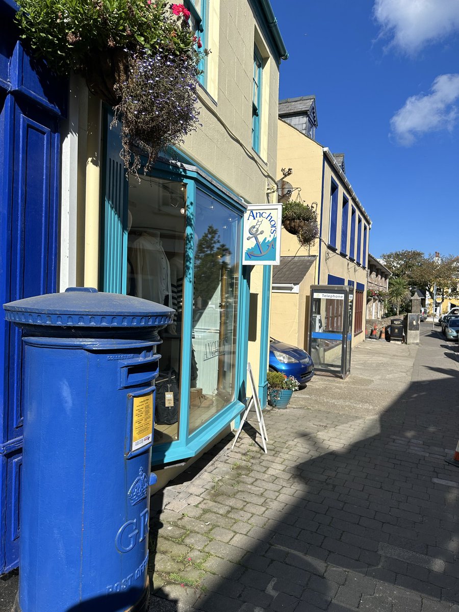 gnsymutterings's tweet image. #PostboxSaturday from the lovely island of Alderney part of the baliwick of Guernsey