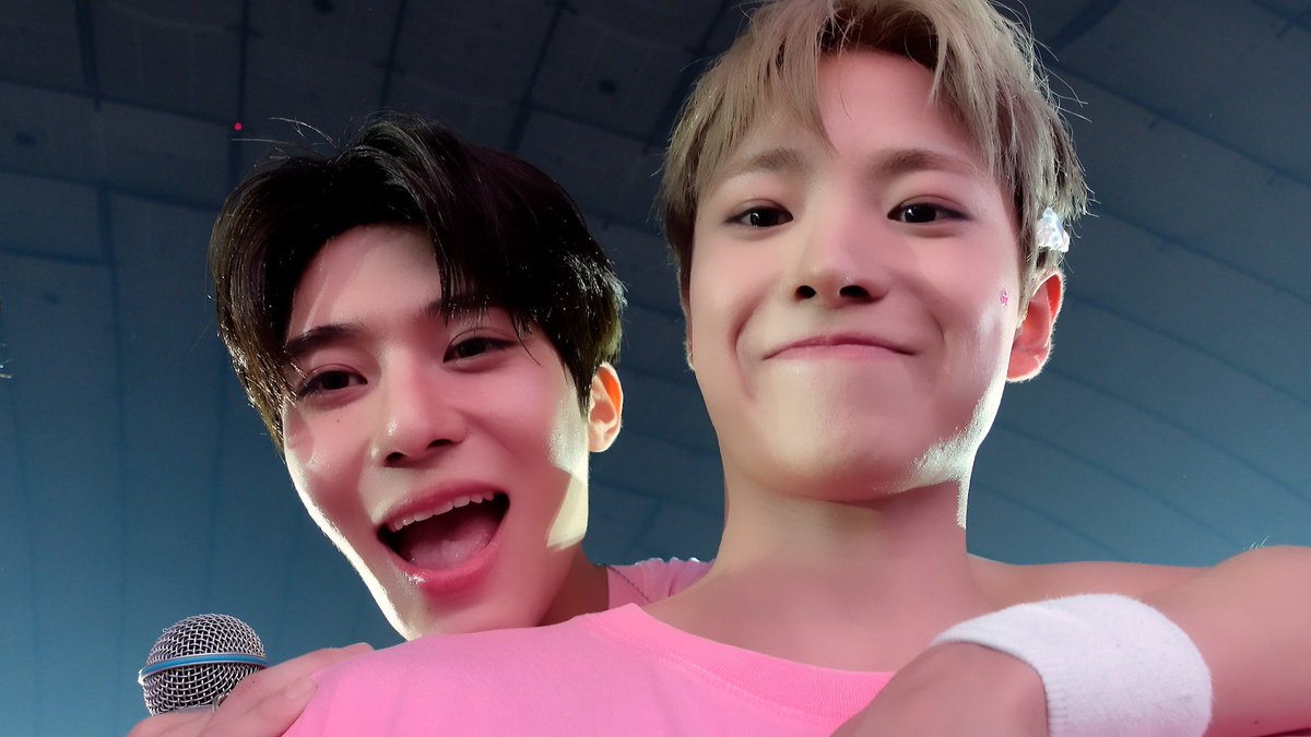 치치💜 tweet media