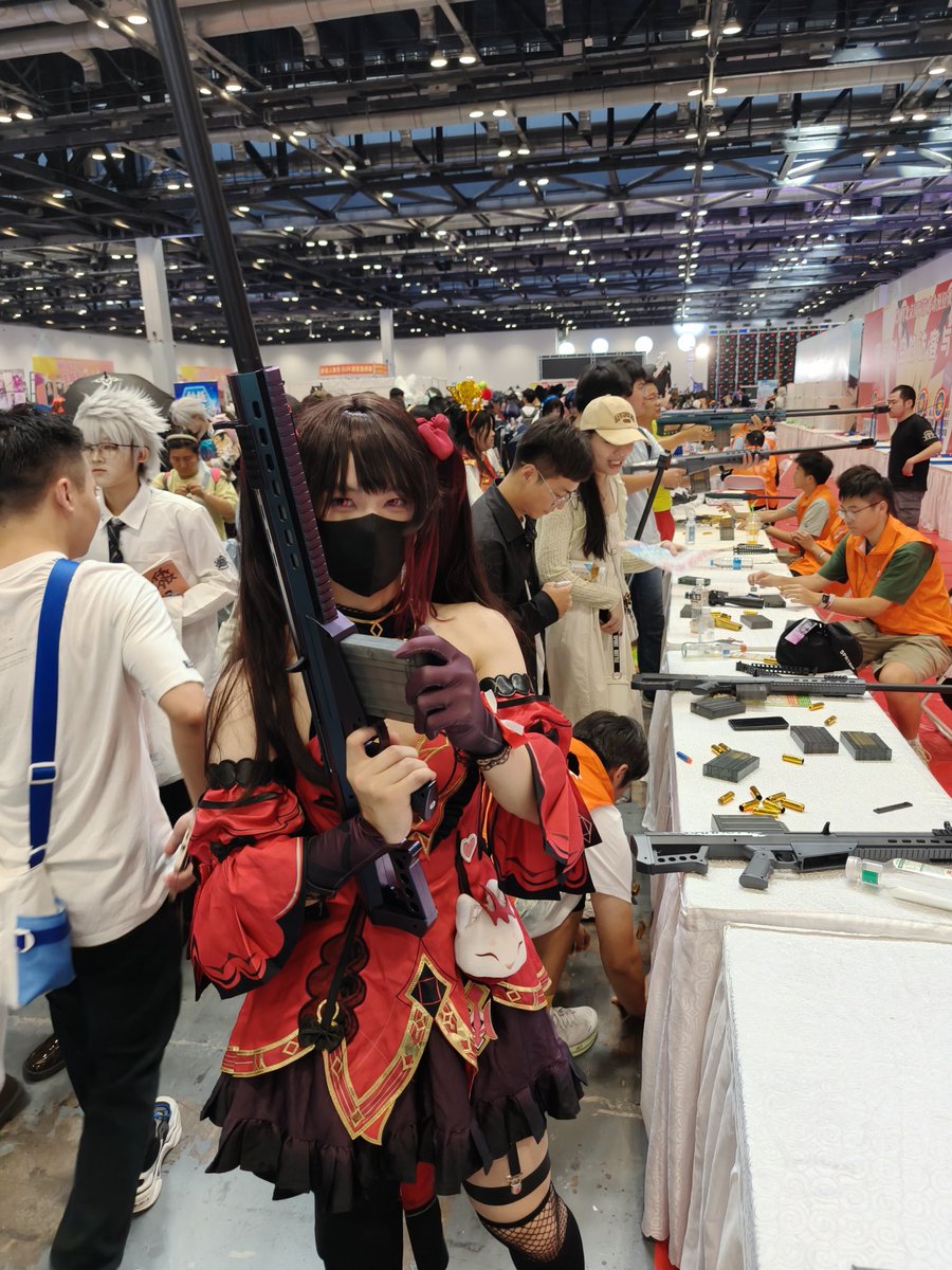 古怪 tweet media