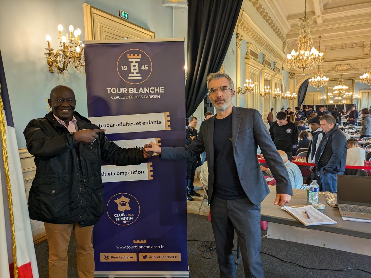 80 ans de la Tour Blanche ! Le festival annuel du club, accueilli comme chaque année dans la salle des fêtes de la mairie du 20e, a réuni plus de 260 joueuses et joueurs de toutes nationalités et de tous âges. <a href="/Mairiedu20/">Mairie du 20e</a>