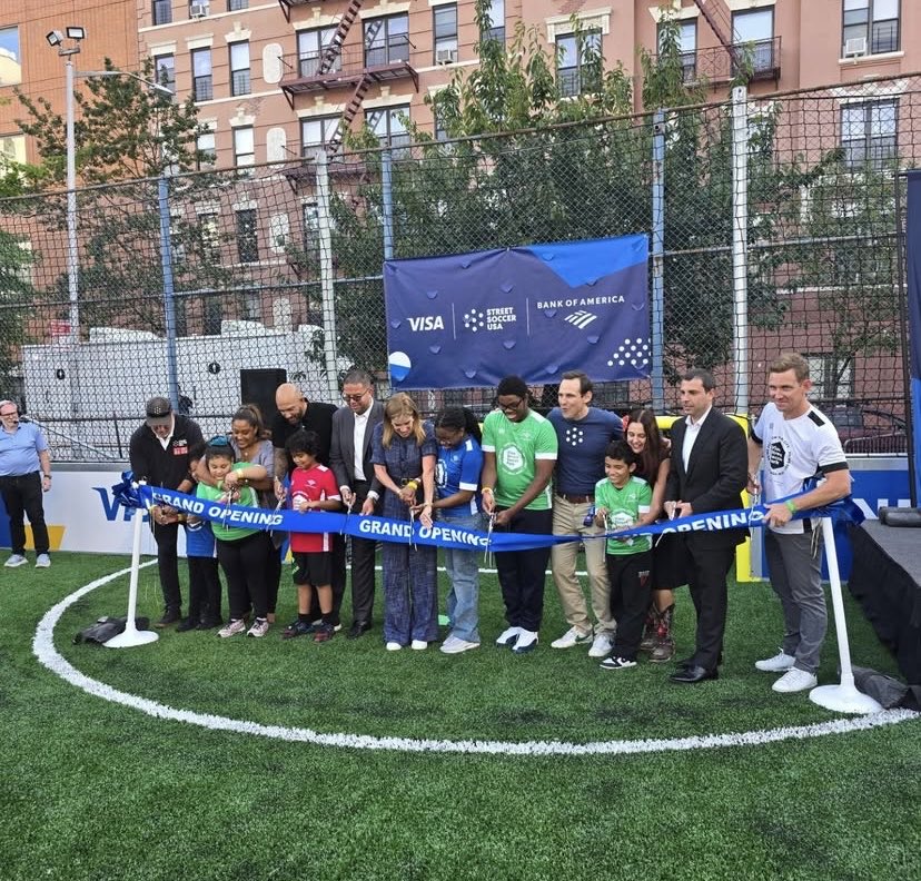 KristyDeLaCru15's tweet image. Great things happening in @CSD_4 —check out the @StreetSoccerUSA park at 4M007.  Every child should have the opportunity to play! Thanks to all the partners who help make this happen! @NYCSchools @ManhattanCB11 @BankofAmerica @Visa
