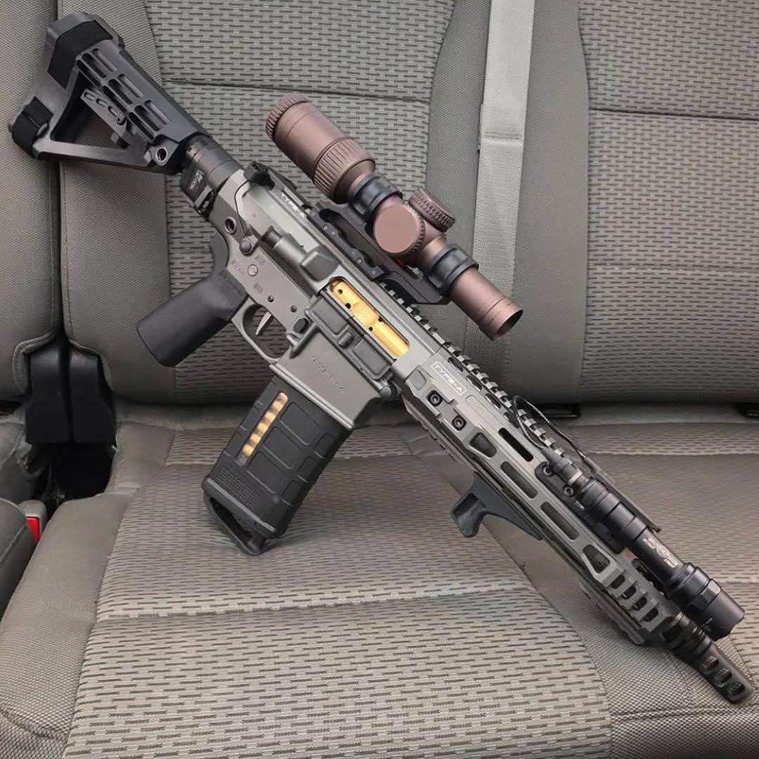 Guns Fanatics tweet media