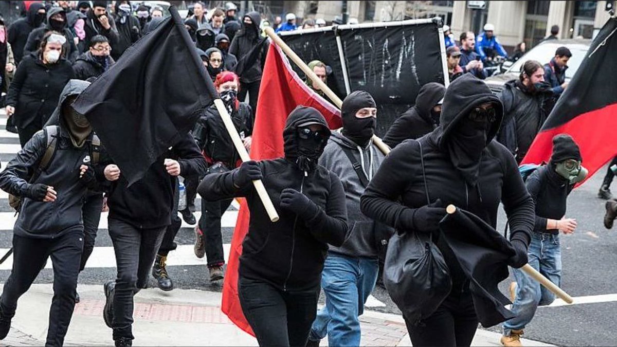 SPRobinson2025's tweet photo. @aspiringpeasant @Assman198 Yeah I’ve seen alot of “peaceful” protests. https://t.co/ugI5rSmTkg