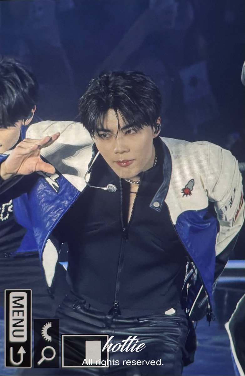 251004

갭차이...💙

#박건욱 #PARKGUNWOOK #朴乾旭 #ZB1 #ZEROBASEONE #제로베이스원 #パクゴヌク