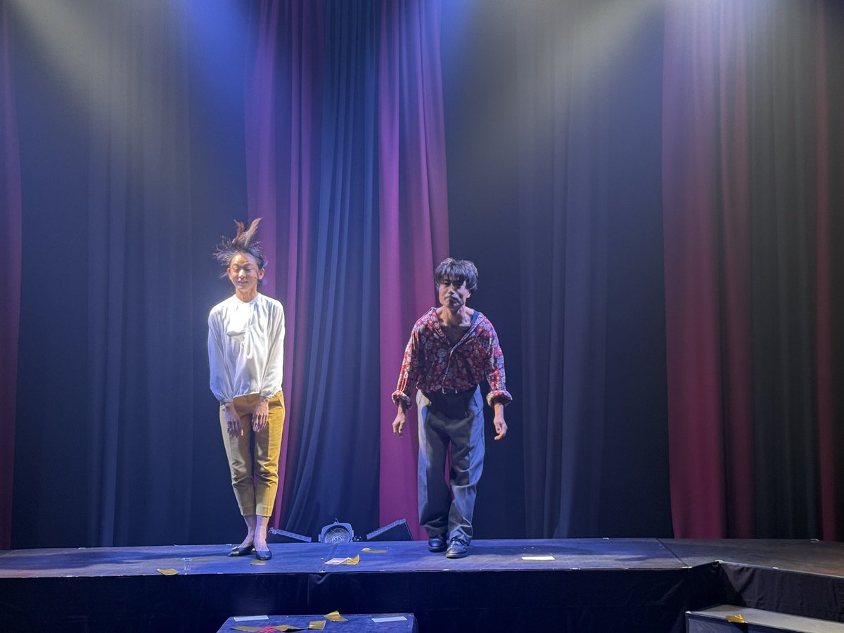 船っち切れててゴメン！
今夜はかつてお世話になった劇団ラチェットレンチの舞台を観劇。🎭
時間を感じさせず、純粋に面白かったです！☺️✨
みんな元気に面白い芝居を送り続けている事を本当に嬉しく思います！
（偉そうでゴメン🙇🏻‍♂️）
俺も頑張るぞー！！！🙋🏻‍♂️🔥
明日千秋楽！
#ゴルドレ
#勝手に内輪意識