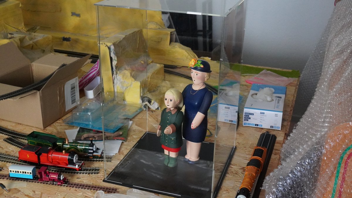 Alice Astray tweet media