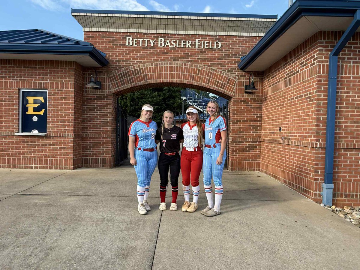 Had a great time this past Sunday at ETSU’s softball camp.   It was a fun day learning from players and coaches and getting to hang with softball friends.  Thank you for the experience and feedback! <a href="/ETSUSoftball/">ETSU Softball</a> <a href="/rwwagner/">Bill Wagner</a> <a href="/steven_croley/">Barrels Croley</a> <a href="/coach__breezy/">Coach Breezy</a> <a href="/btaathletics/">Barrels Training Academy, LLC</a> <a href="/SHToppersSB/">Science Hill Softball</a>