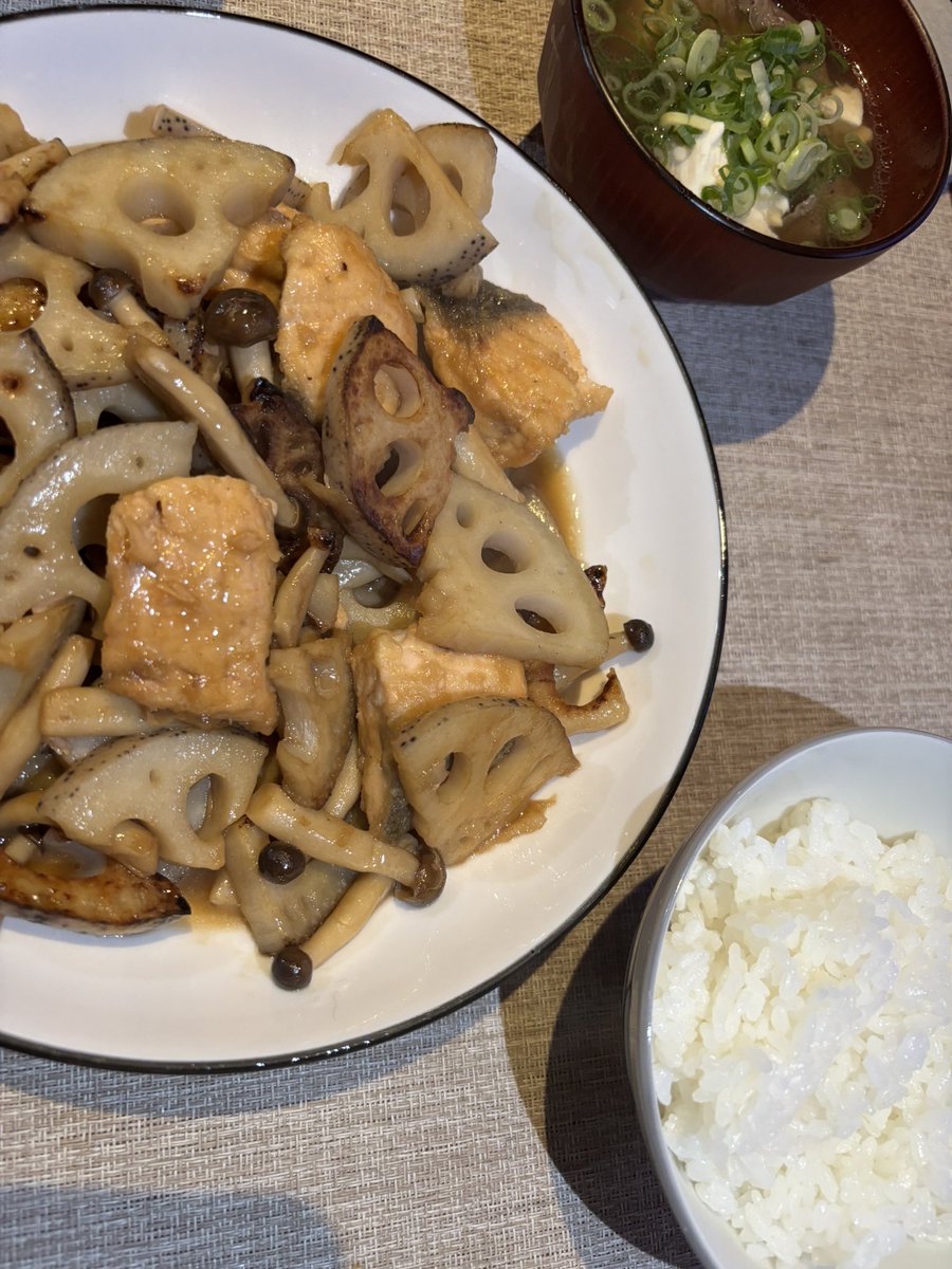 今日のご飯はこちら😋💖

『肉吸い』って大阪だけなんかな？？