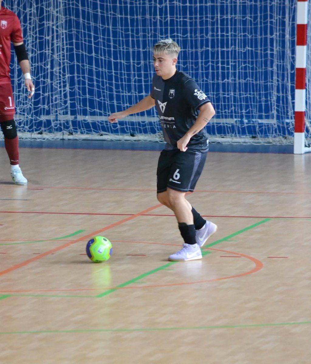 Kina Futsal 4-2 Promes Taboadela

⚽️ Vitor
⚽️ Hem 
⚽️ Rubén 
⚽️ Lucas González 

👉 Primera victoria en casa, buen comienzo del equipo. 
¡Seguiremos trabajando equipo!