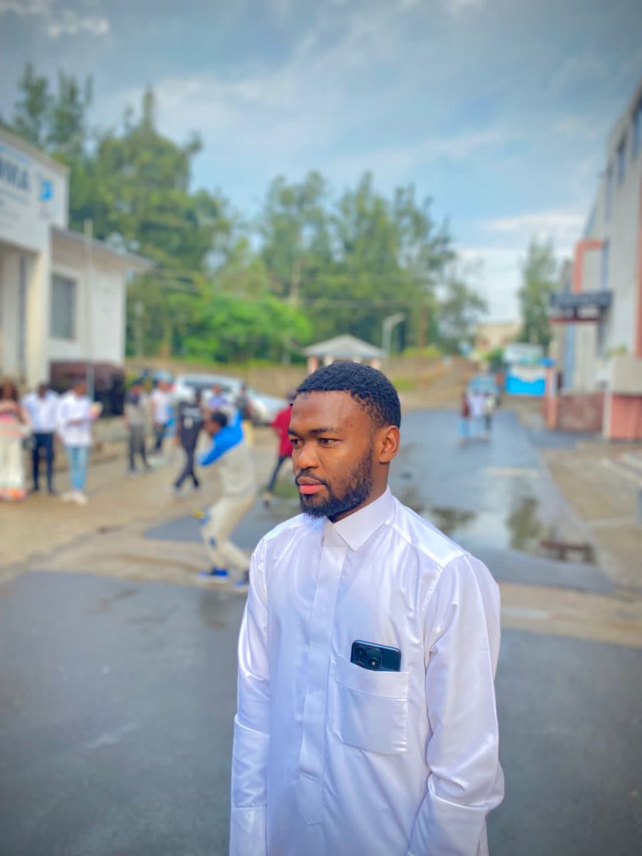 amboko_andre's tweet photo. 🕋📿🤍 https://t.co/aSh7rWYzfa