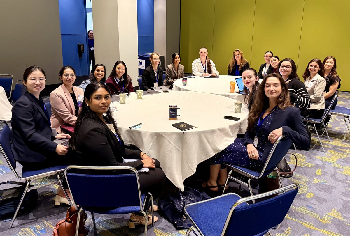 LillianErdahlMD's tweet image. Women Surgeon Pioneers past, present, and future convening at #AWS2025 

Thank you to the speakers &amp;amp; organizers for an amazing event including a workshop on #AI for surgeons.

Grateful to have surgeon innovator @GeetaLalMD as my friend!