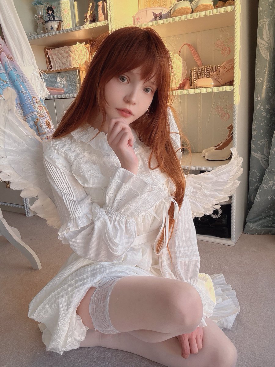 Alisa Leafy tweet media