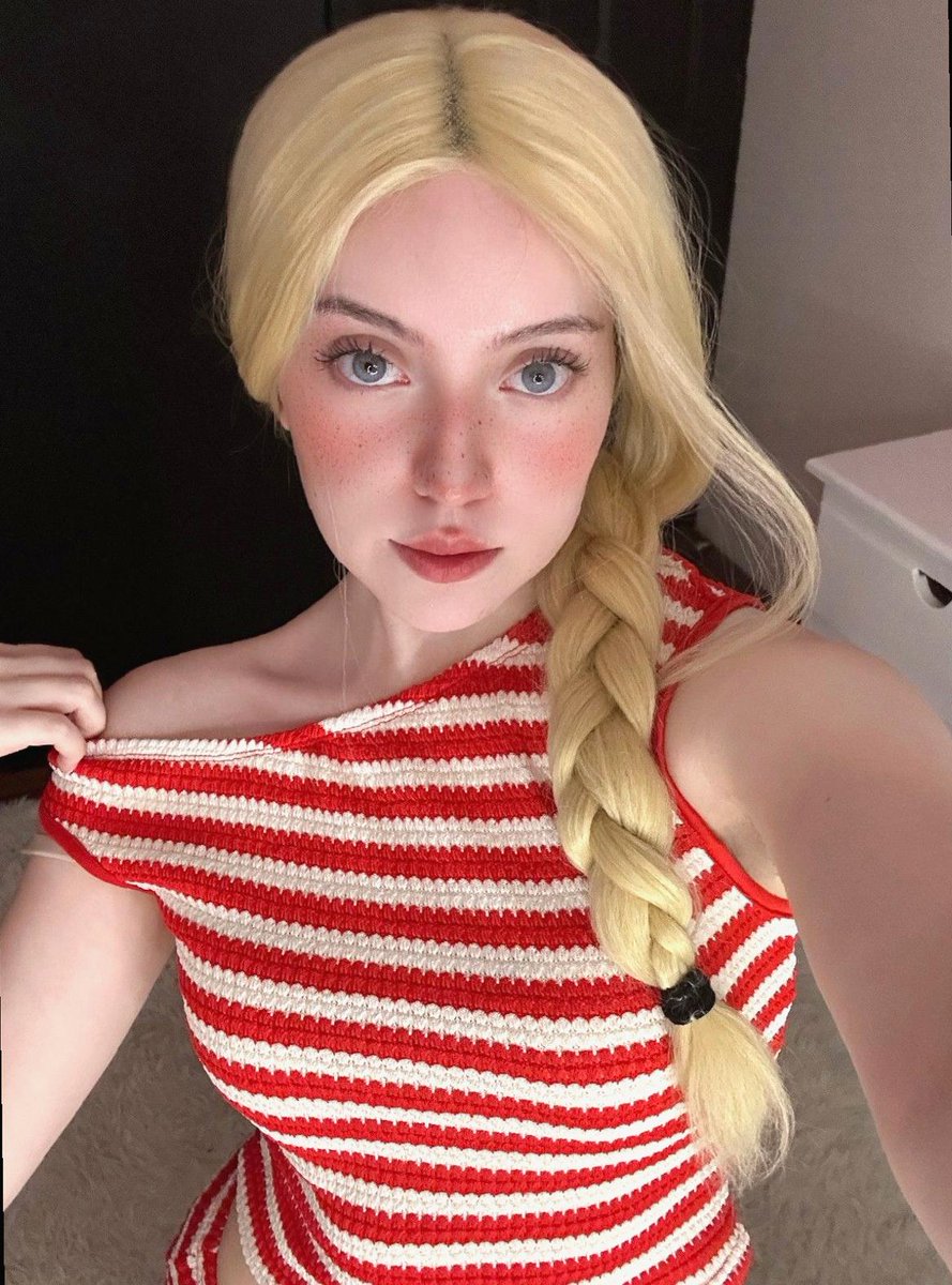 jovining1's tweet photo. why does my eyeliner always betray me when i actually have somewhere important to be… like girl ur fine every other day but today?? TODAY?? really??? https://t.co/7K8O7qw25I