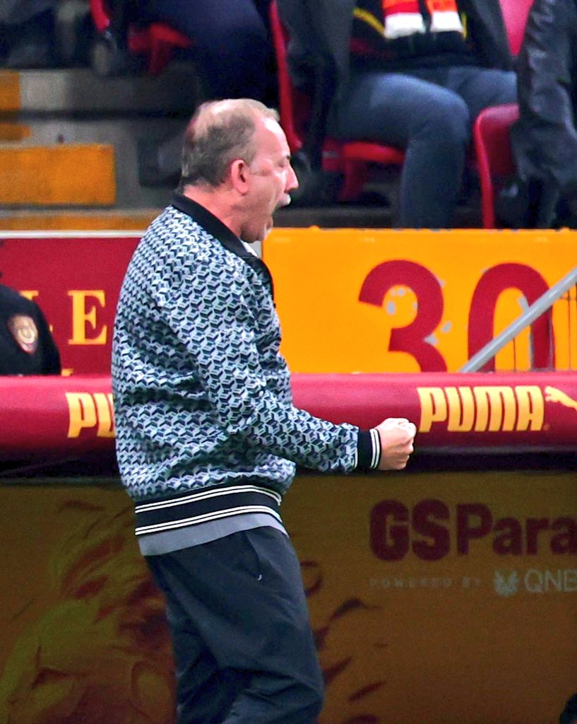 Sergen Yalçın’ın gol sevinci 🦅

#GSvBJK