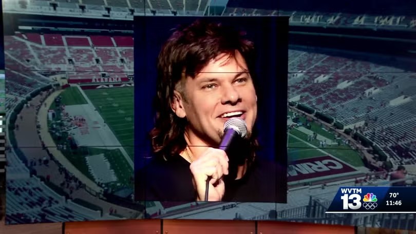 PoP_Essence's tweet photo. GameDay bringing on Theo Von as guest picker because nothing says ‘college football tradition’ like a comedian with zero ties to the game. What’s next ? TikTok stars calling plays? 🤔

 #College_GameDay https://t.co/JPd98j9C5z
