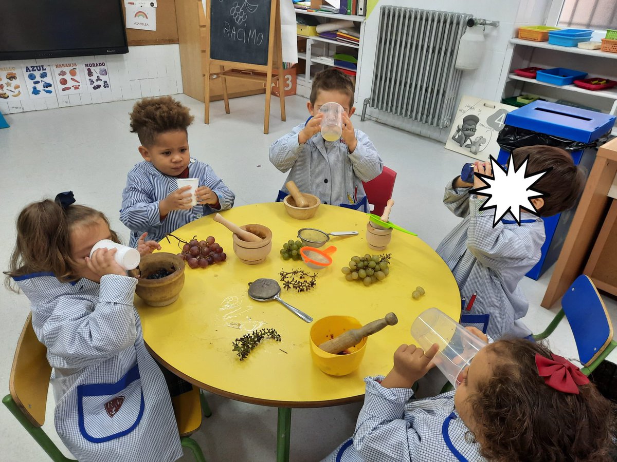 🍇🍂 ¡La Vendimia ha sido todo un éxito en nuestra clase! Esta semana hemos tenido el placer de vivir la tradición de la vendimia. Los niños y niñas han aprendido todo sobre las uvas, su recolección y el proceso de la vendimia. ¡Y hasta hemos creado y bebido nuestro propio mosto!