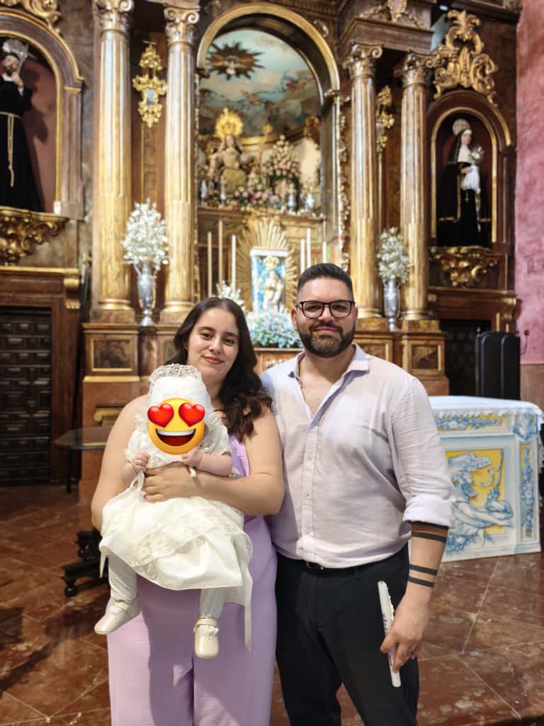chelutb's tweet photo. Gracias a tod@s los que habéis asistido al bautizo de Marisa, ha sido un día maravilloso y espectacular. No tenemos más palabras @lorena7lxpez de agradecimiento 🥰 https://t.co/epNdj4PJio