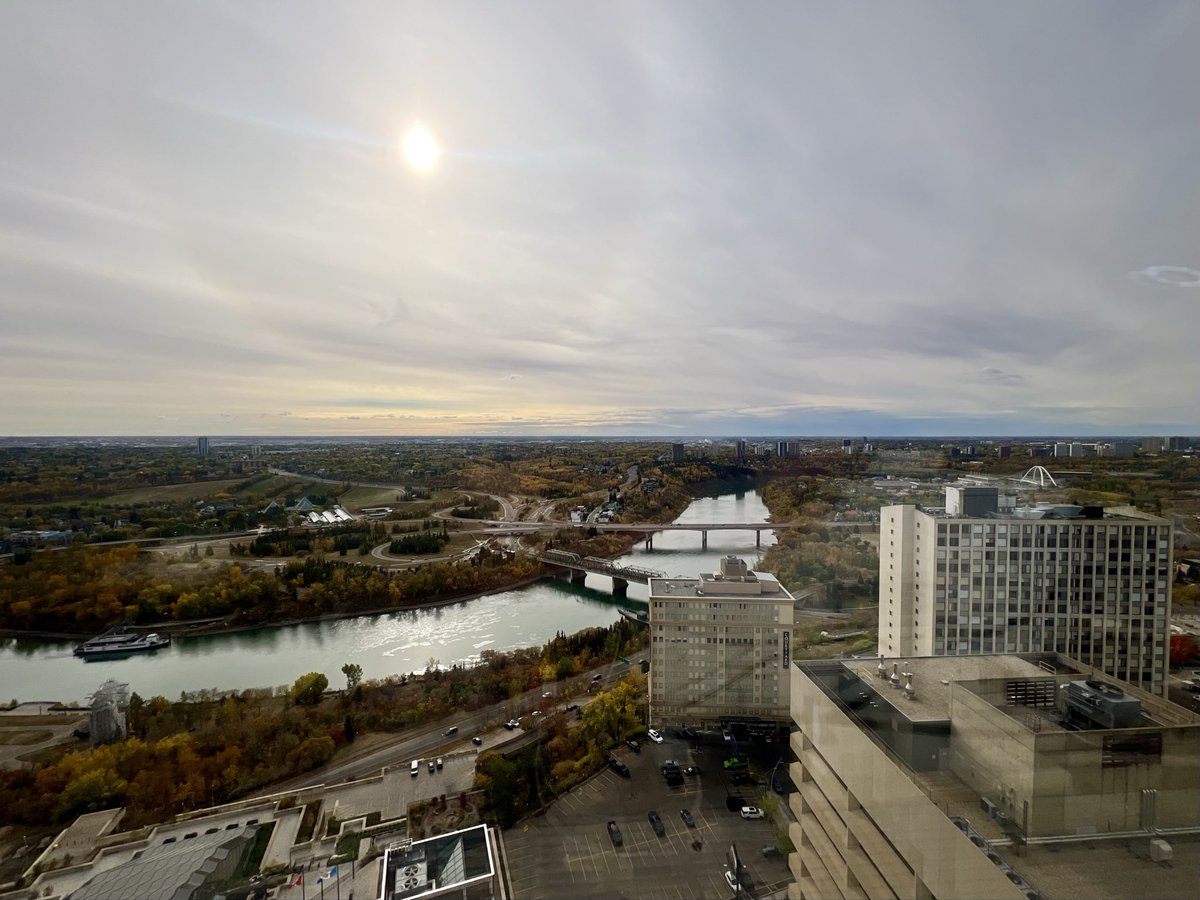 Looks a lot nicer than it feels outside 🍂