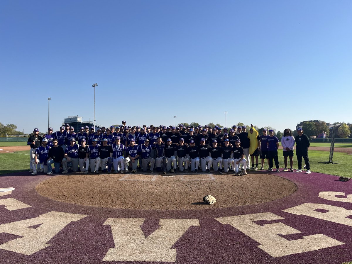 Great to have our alumni back on Memorial Field! #FIGG