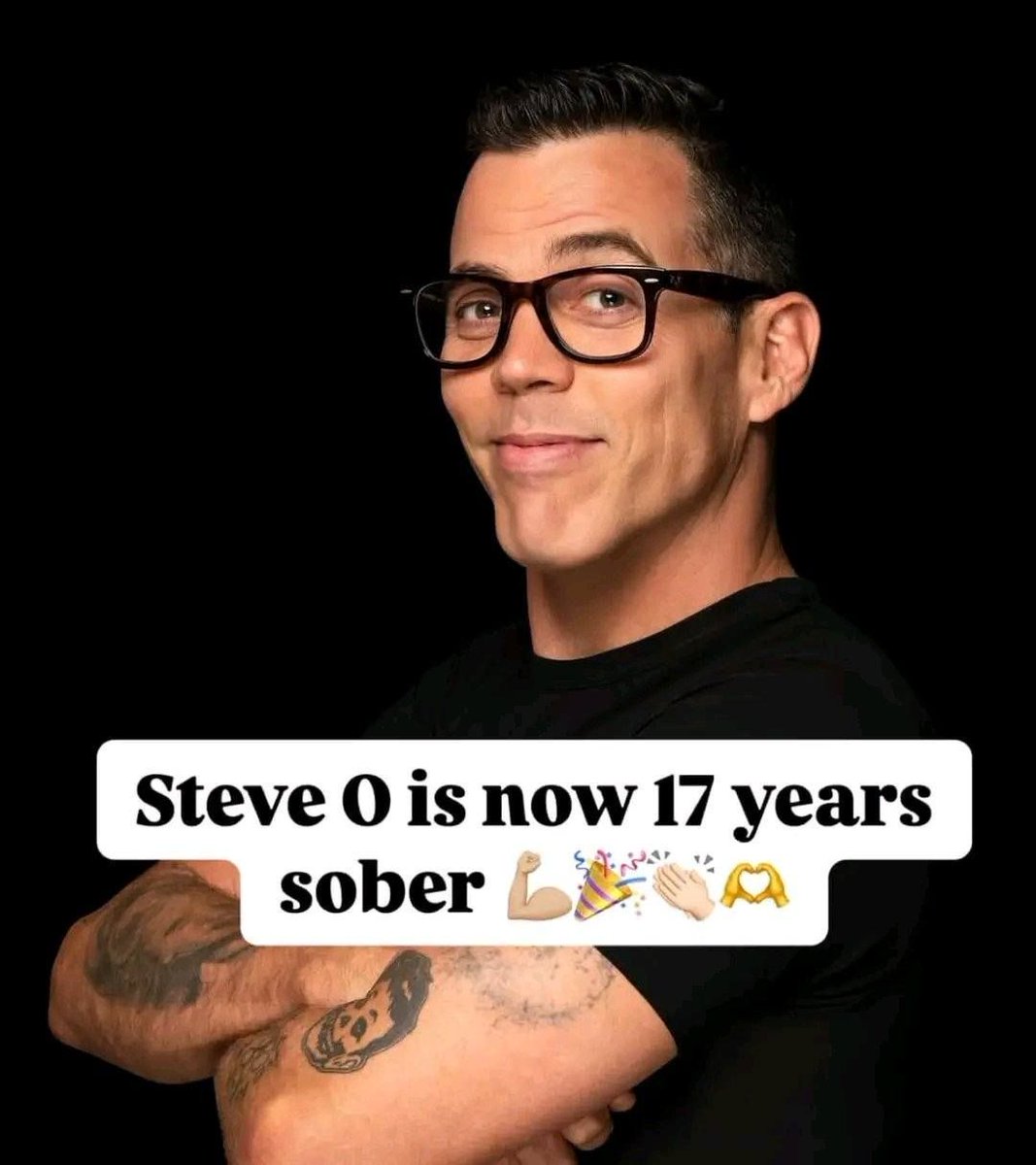 Sober_lifestyl's tweet image. Congratulations Steve-O!!! 🔥🔥👏👏👏