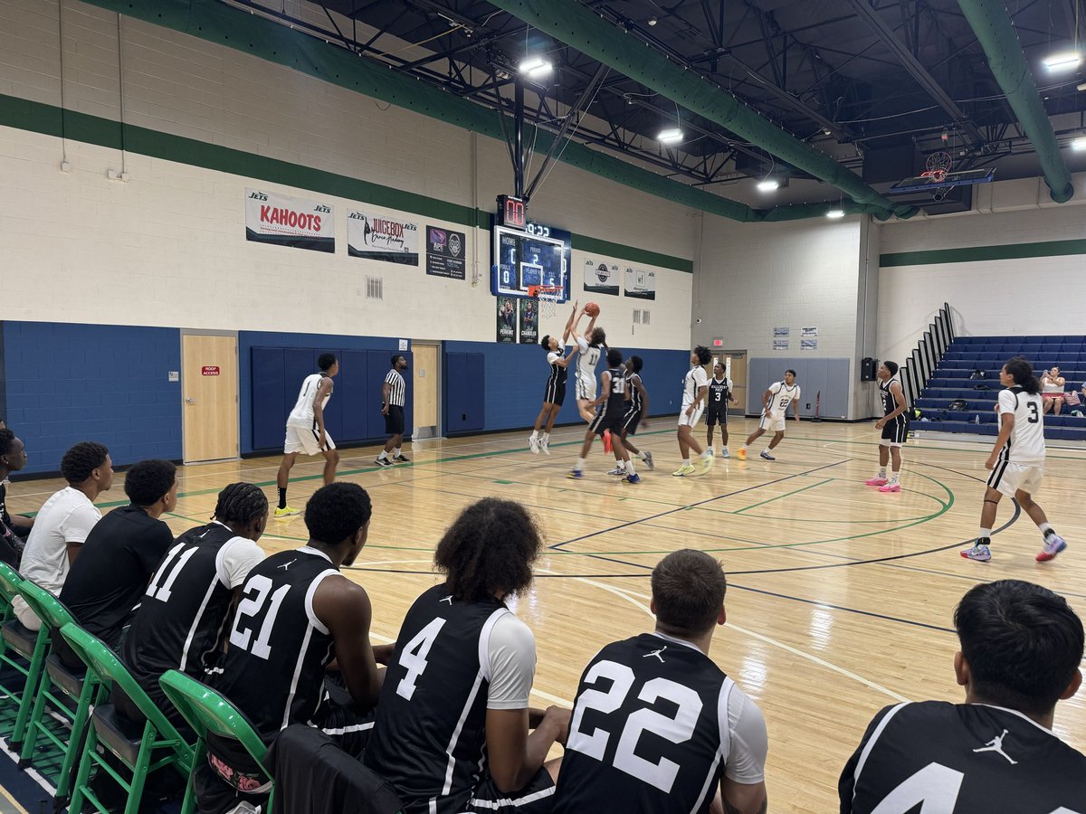 hillcrest_prep's tweet image. Great Team Win vs Elite Prep (Seattle) 
Daniel Simons was Huge with 23 points , 14 rebounds , 4 blocks @GreggRosenberg1