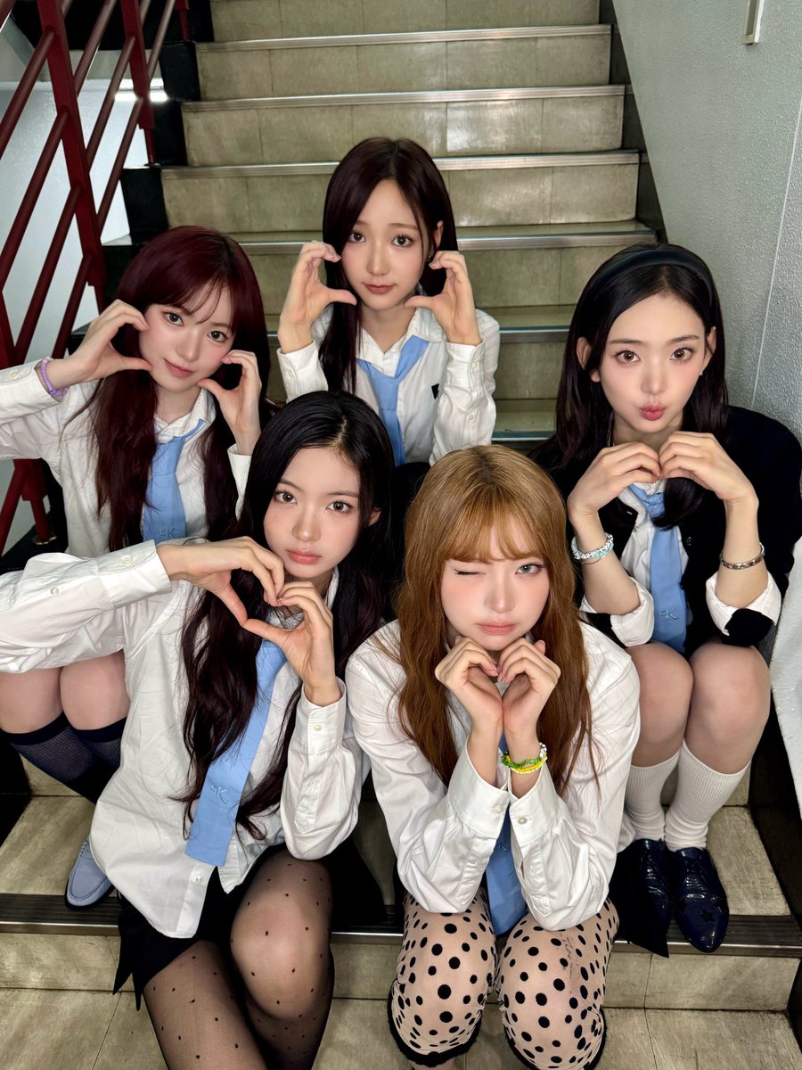 October 2025 | Rookie Idol Group Brand Reputation:

#3 KİİİKİİİ

#KİİİKİİİ #키키 <a href="/We_KiiiKiii/">KiiiKiii</a>