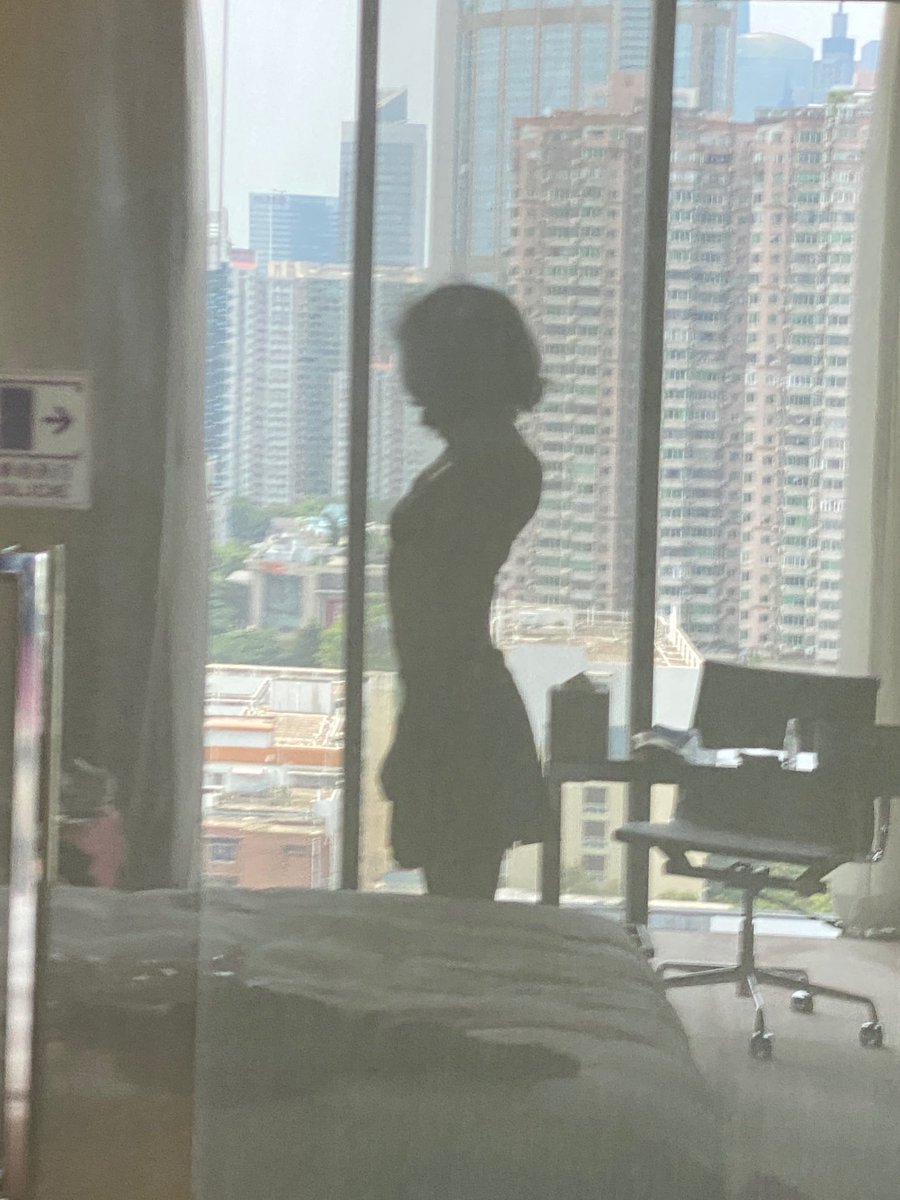 真的很抱歉有人误会，其实我只是发图配文会骚一点。本人比较性冷淡来着