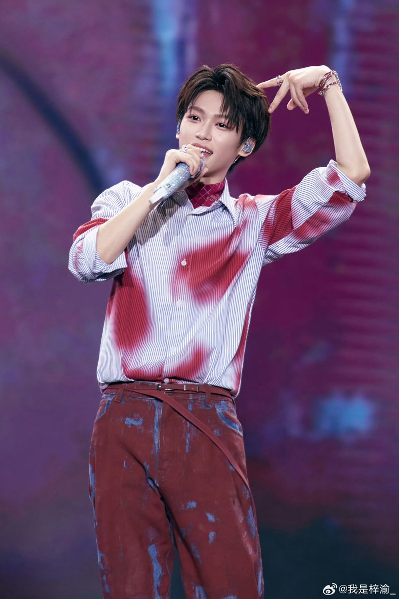 mika♡ Mika ❀ (@scarletofspring) / X