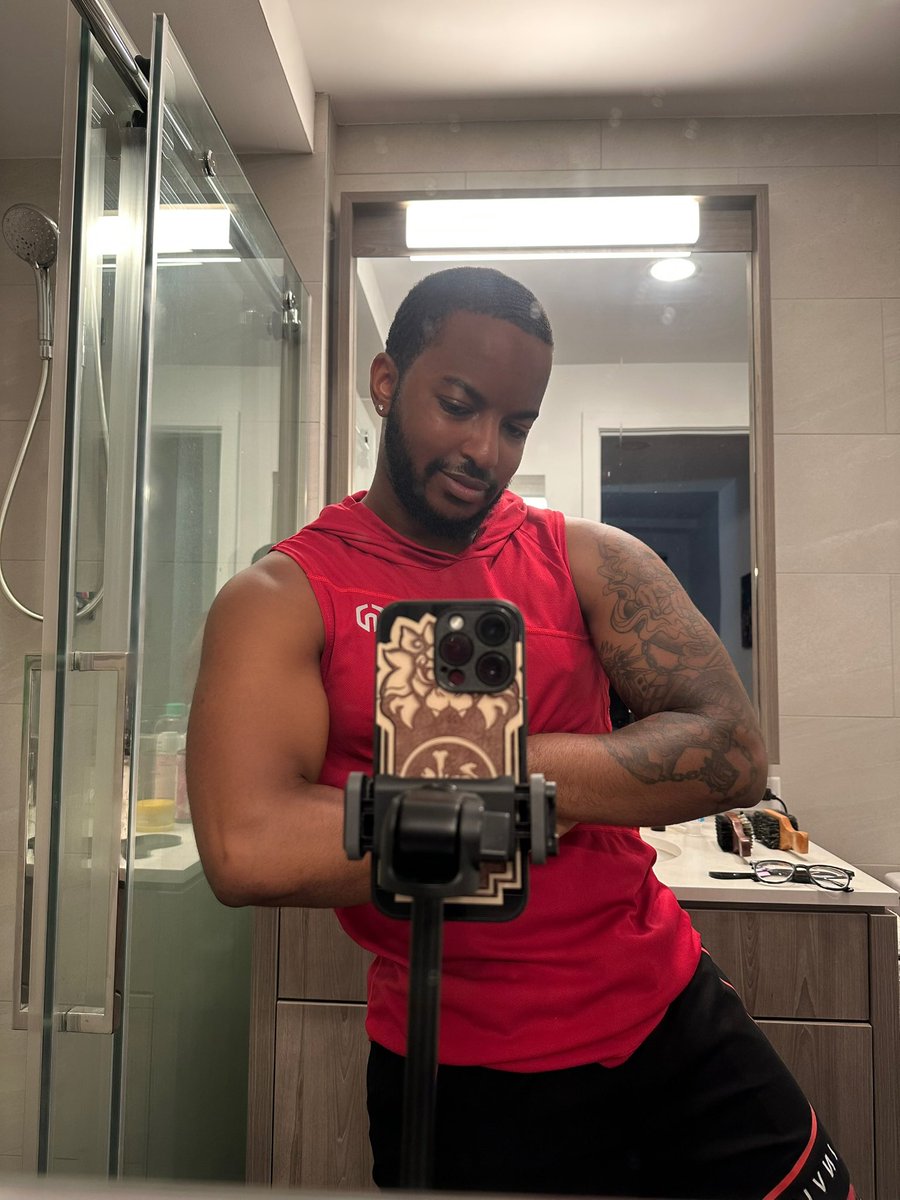 Time to bare box some Digimon!!!! 💪🏽💪🏽 Pt 2 of our Digi journey #DigimonStoryTimeStranger 

Twitch.tv/ApolloShinku