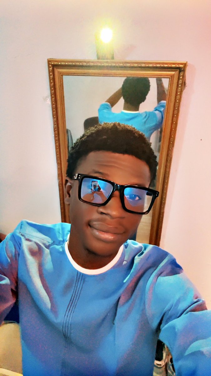 I’m Michael, Designed to Design😅 I DO UI/UX and Graphic Design. Let’s Connect pls.