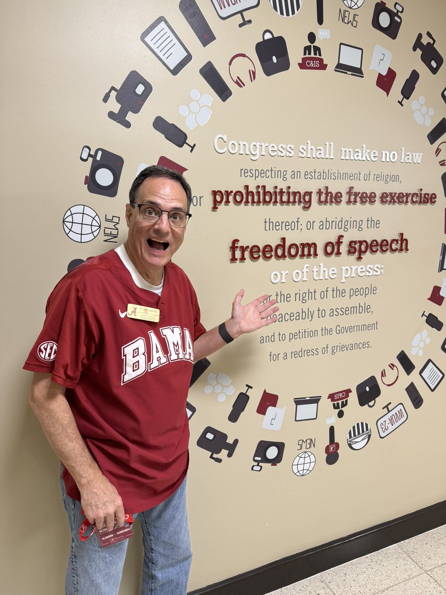 ℂ𝕙𝕣𝕚𝕤 ℝ𝕠𝕓𝕖𝕣𝕥𝕤 tweet media