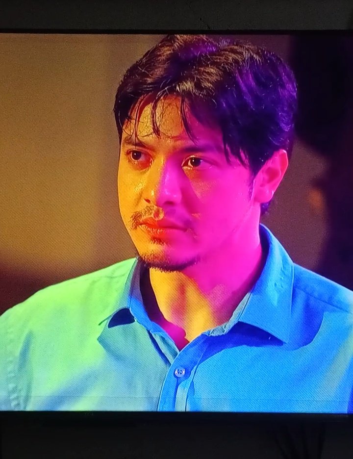 never moved on. never moving on. will never move on.

✨️ atty. alexander roman ✨️

#OutOfOrderOnNetflix
#ALDENRichards <a href="/aldenrichards02/">Alden Richards</a>
OOOxNetflix DirekALDEN